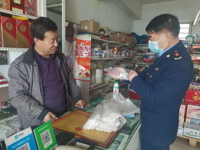 強(qiáng)化監(jiān)管 守護(hù)民生——巷道市場(chǎng)監(jiān)管所開展塑料制品專項(xiàng)檢查行動(dòng)